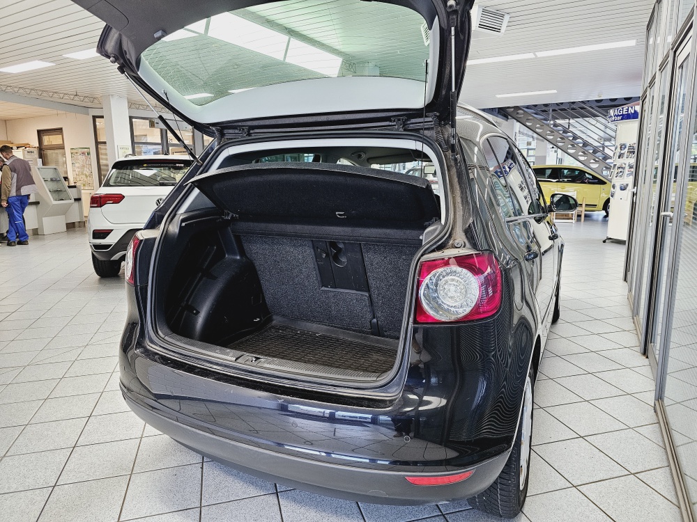 VW Golf Plus  bei Hoffmann Automobile in Wolfsburg kaufen und sofort mitnehmen - Bild 2