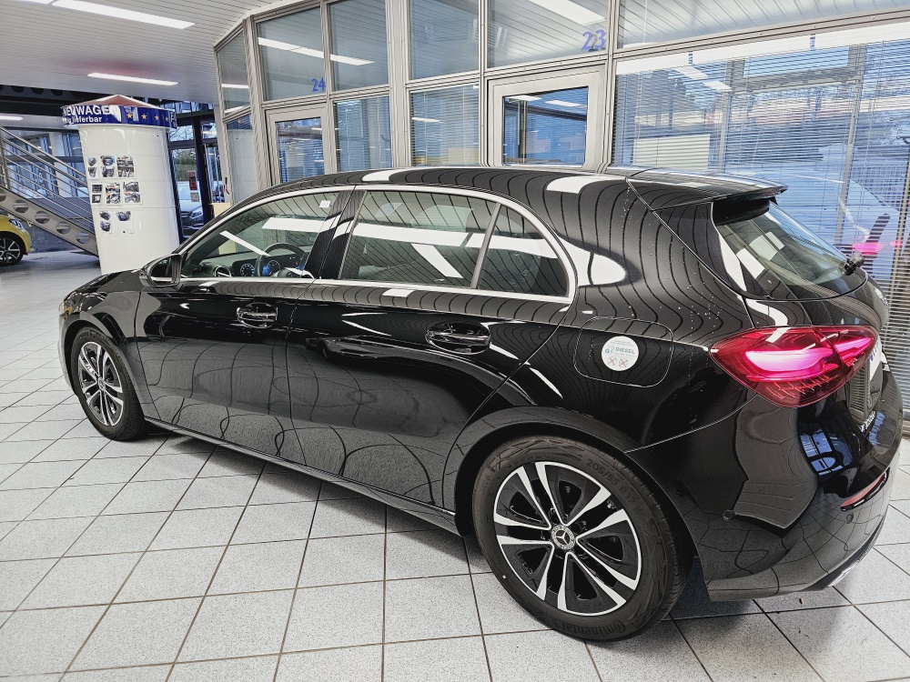 Mercedes-Benz A 180  bei Hoffmann Automobile in Wolfsburg kaufen und sofort mitnehmen - Bild 20