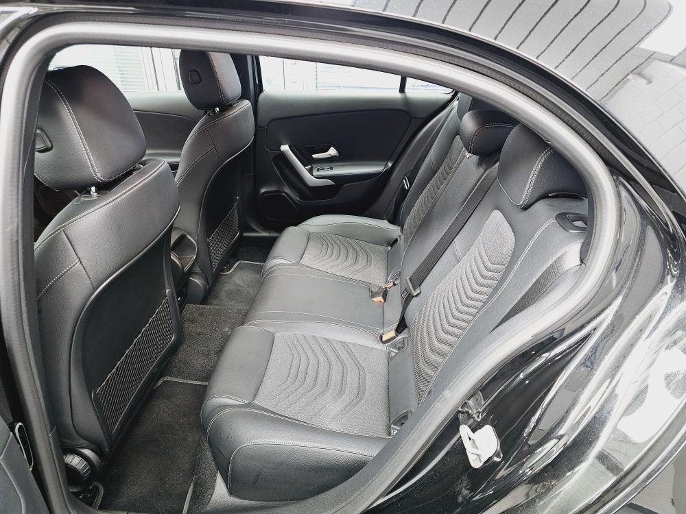 Mercedes-Benz A 180  bei Hoffmann Automobile in Wolfsburg kaufen und sofort mitnehmen - Bild 4