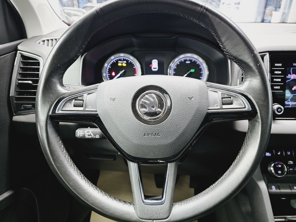 Skoda Karoq  bei Hoffmann Automobile in Wolfsburg kaufen und sofort mitnehmen - Bild 10