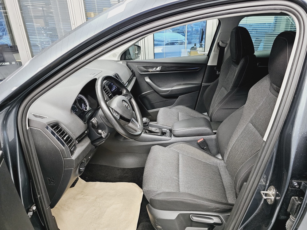 Skoda Karoq  bei Hoffmann Automobile in Wolfsburg kaufen und sofort mitnehmen - Bild 14