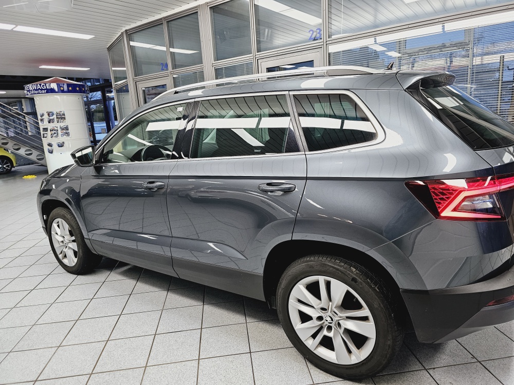 Skoda Karoq  bei Hoffmann Automobile in Wolfsburg kaufen und sofort mitnehmen - Bild 16