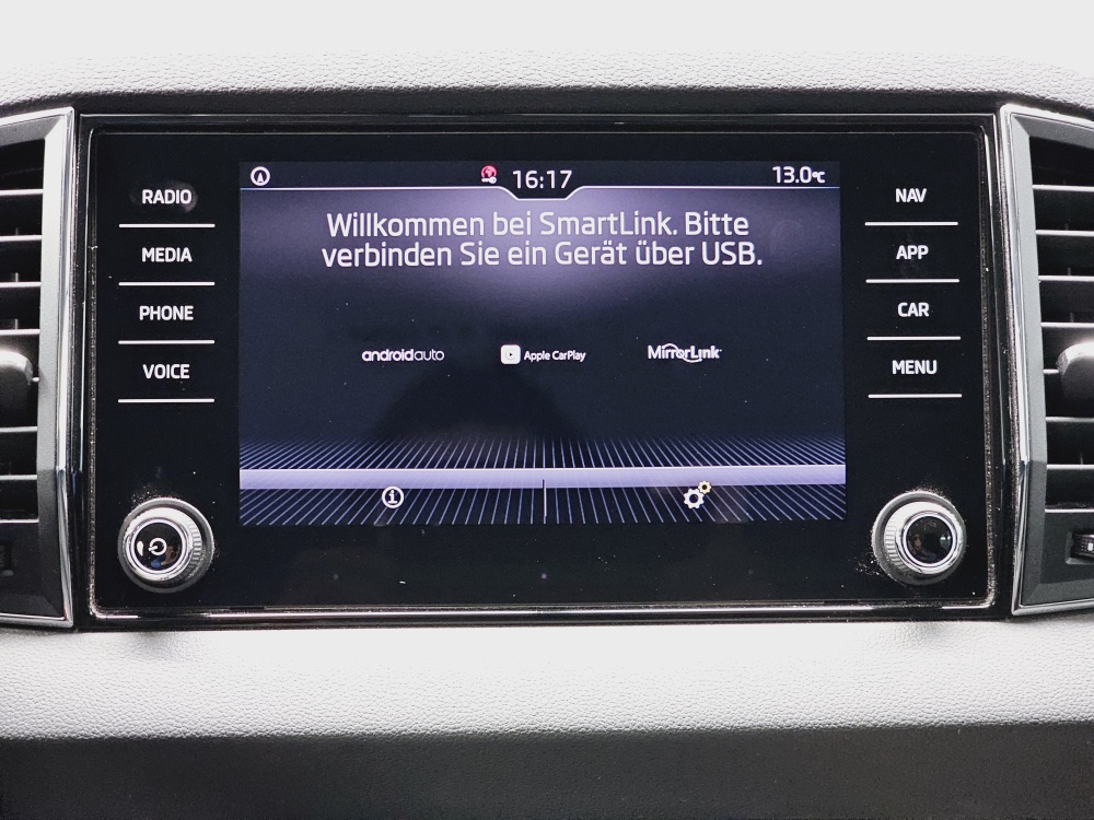 Skoda Karoq  bei Hoffmann Automobile in Wolfsburg kaufen und sofort mitnehmen - Bild 7
