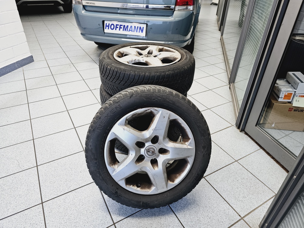 Opel Vectra  bei Hoffmann Automobile in Wolfsburg kaufen und sofort mitnehmen - Bild 3
