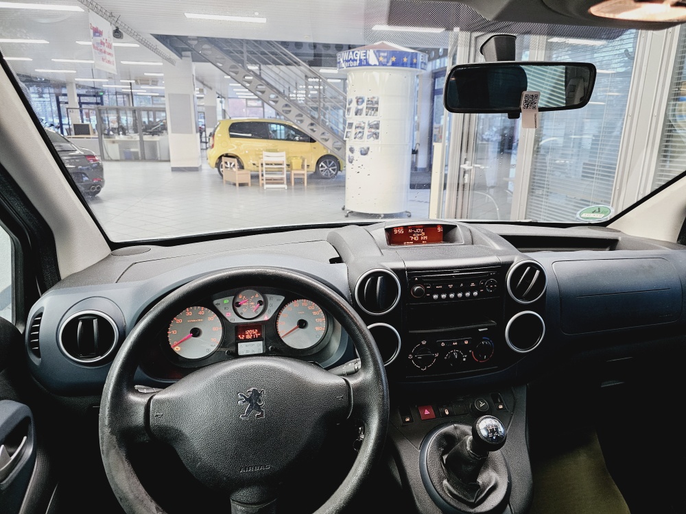 Peugeot Partner  bei Hoffmann Automobile in Wolfsburg kaufen und sofort mitnehmen - Bild 10