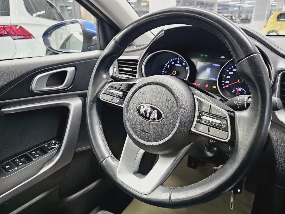 Kia Ceed  bei Hoffmann Automobile in Wolfsburg kaufen und sofort mitnehmen - Bild 12