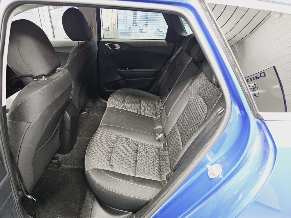 Kia Ceed  bei Hoffmann Automobile in Wolfsburg kaufen und sofort mitnehmen - Bild 4