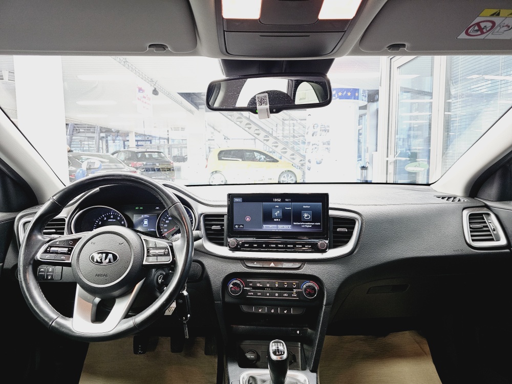 Kia Ceed  bei Hoffmann Automobile in Wolfsburg kaufen und sofort mitnehmen - Bild 5
