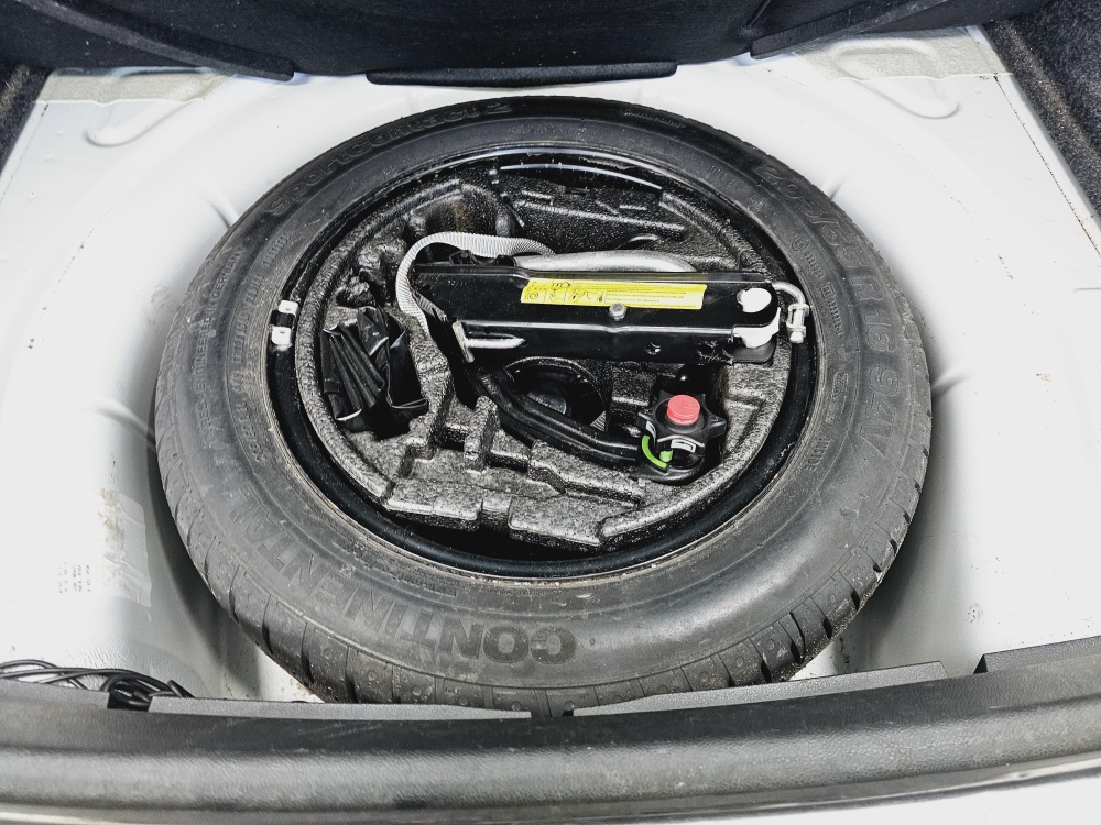 Skoda Superb Combi  bei Hoffmann Automobile in Wolfsburg kaufen und sofort mitnehmen - Bild 4