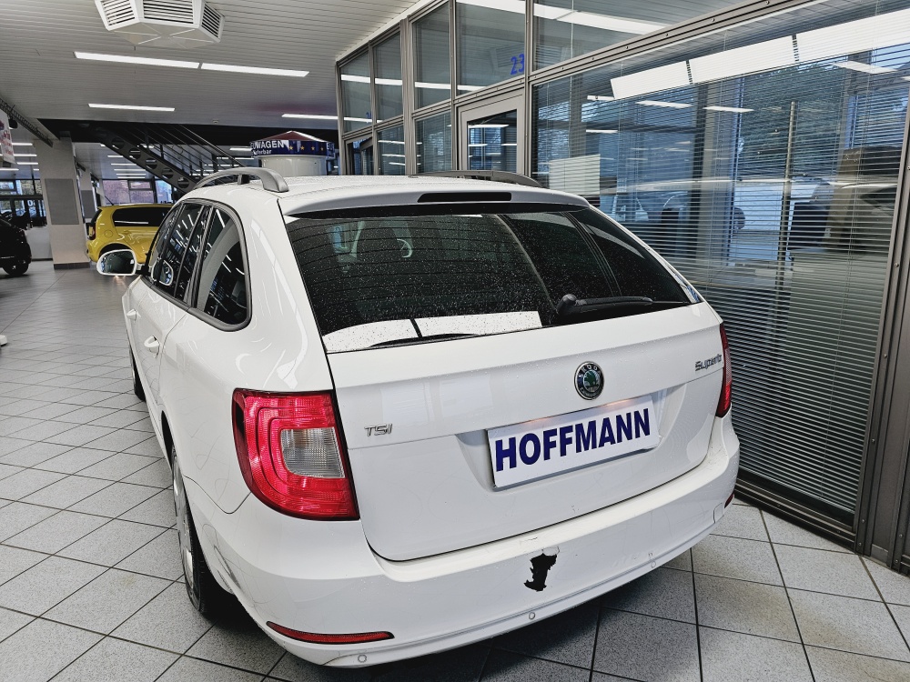 Skoda Superb Combi  bei Hoffmann Automobile in Wolfsburg kaufen und sofort mitnehmen - Bild 5