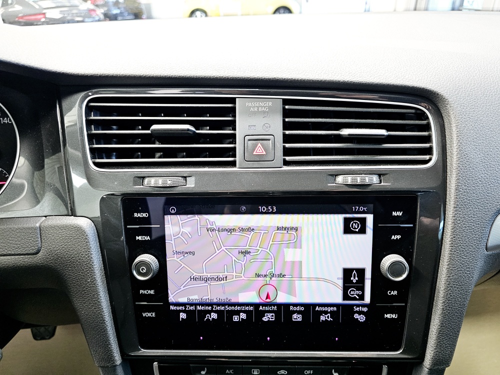 VW Golf Variant  bei Hoffmann Automobile in Wolfsburg kaufen und sofort mitnehmen - Bild 10