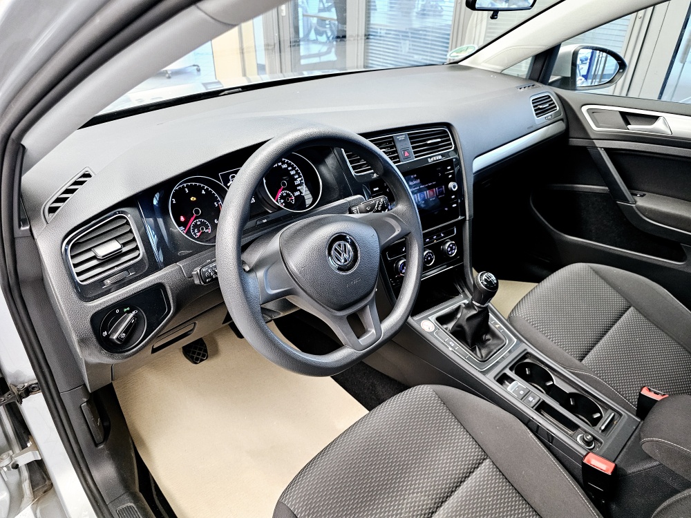 VW Golf Variant  bei Hoffmann Automobile in Wolfsburg kaufen und sofort mitnehmen - Bild 16