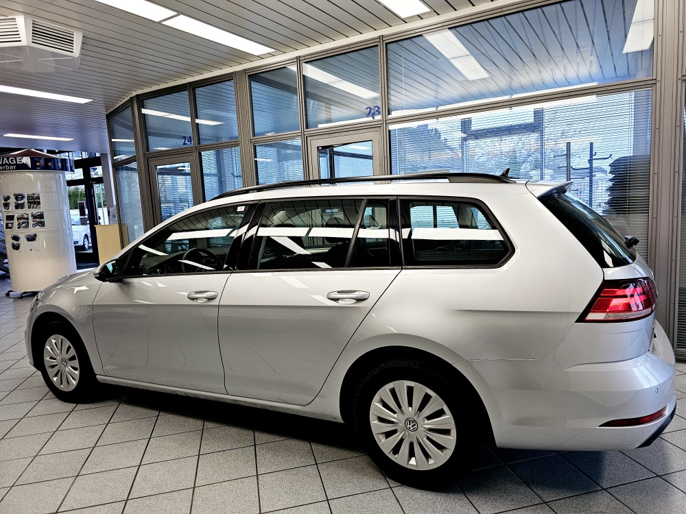 VW Golf Variant  bei Hoffmann Automobile in Wolfsburg kaufen und sofort mitnehmen - Bild 21