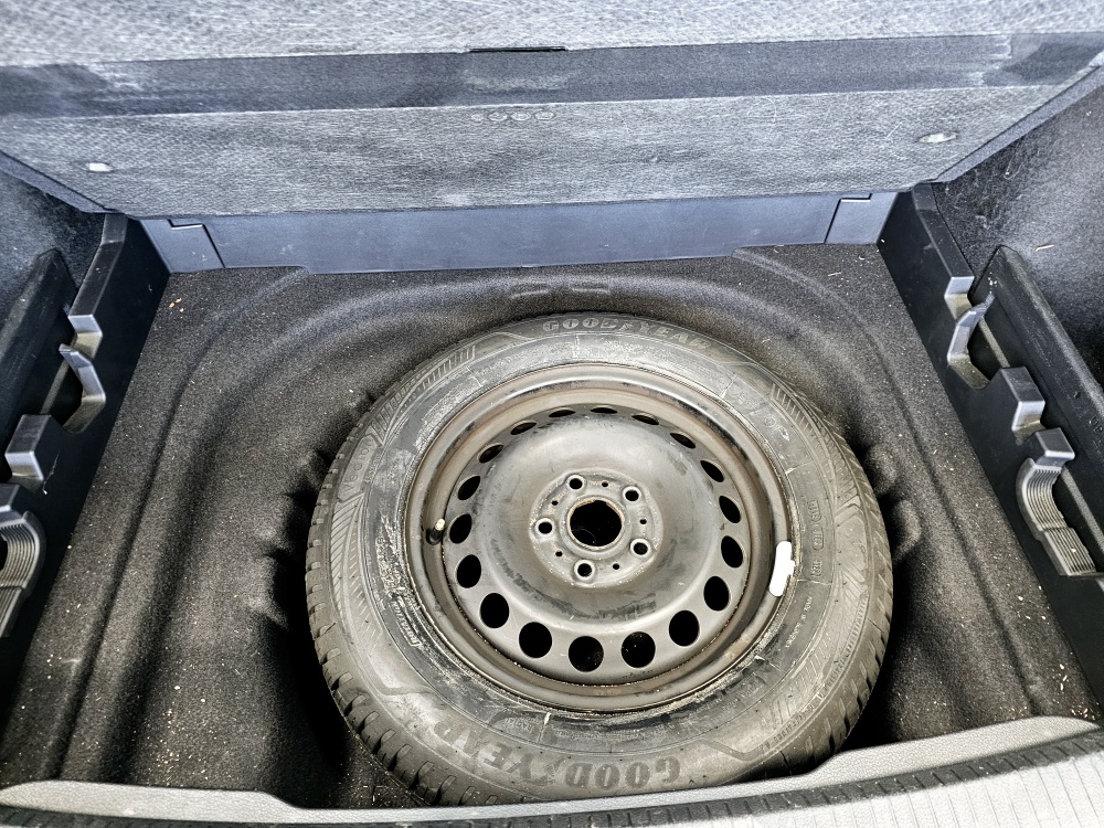 VW Golf Variant  bei Hoffmann Automobile in Wolfsburg kaufen und sofort mitnehmen - Bild 3