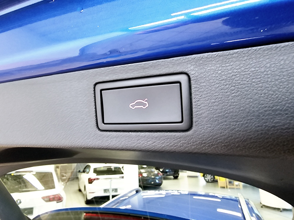 Skoda Kamiq  bei Hoffmann Automobile in Wolfsburg kaufen und sofort mitnehmen - Bild 3
