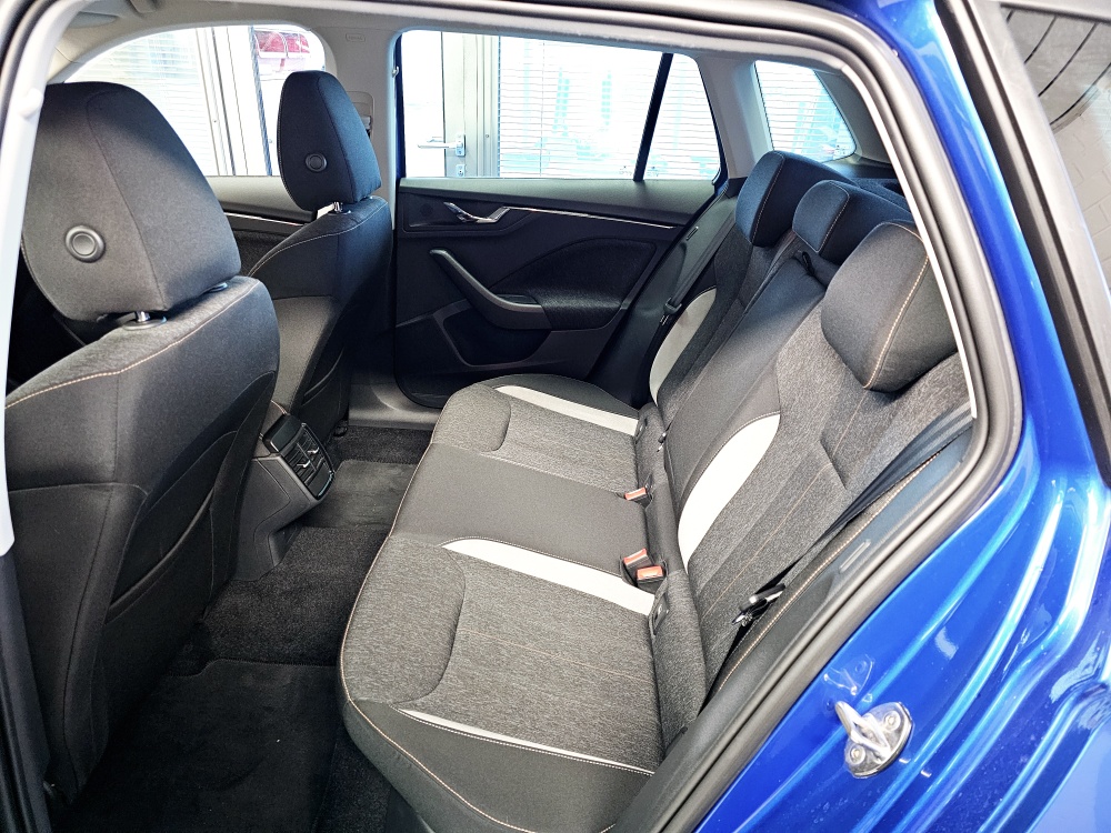 Skoda Kamiq  bei Hoffmann Automobile in Wolfsburg kaufen und sofort mitnehmen - Bild 5