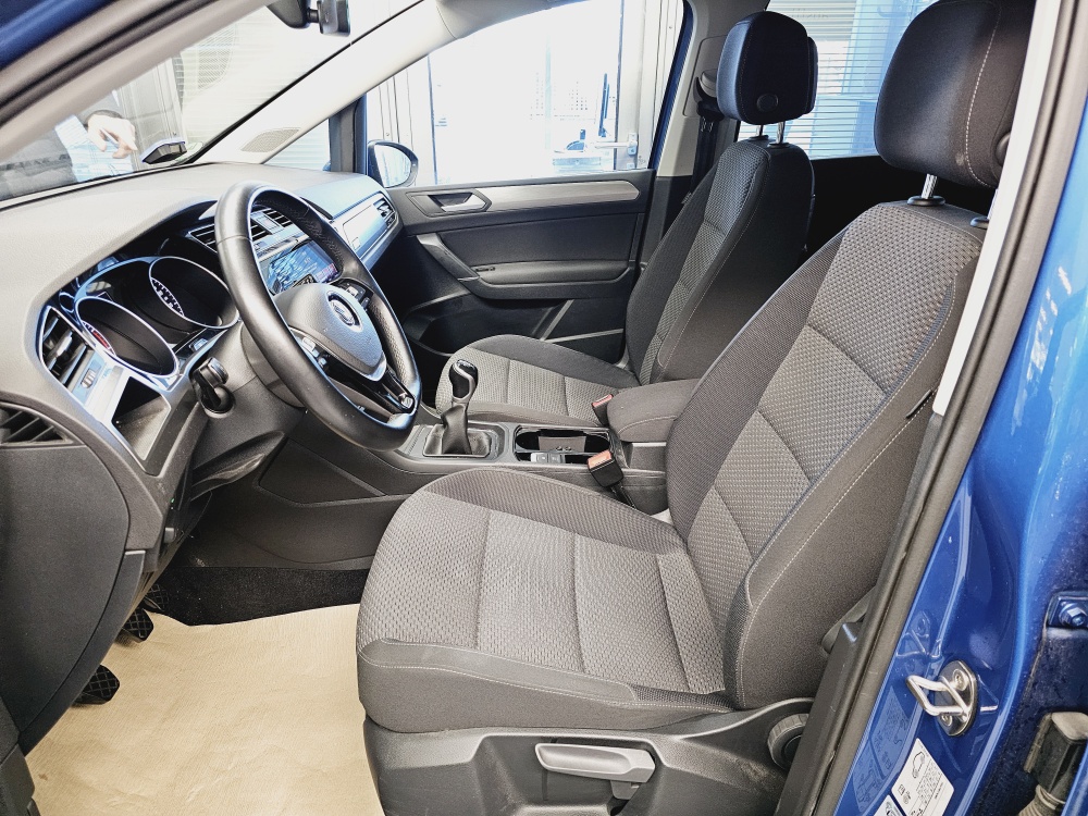 VW Touran  bei Hoffmann Automobile in Wolfsburg kaufen und sofort mitnehmen - Bild 20