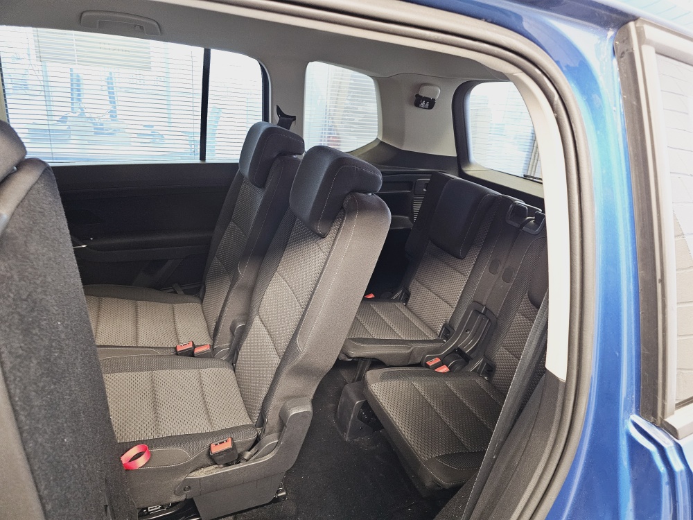 VW Touran  bei Hoffmann Automobile in Wolfsburg kaufen und sofort mitnehmen - Bild 7