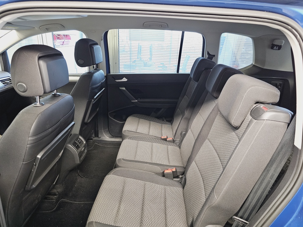 VW Touran  bei Hoffmann Automobile in Wolfsburg kaufen und sofort mitnehmen - Bild 8