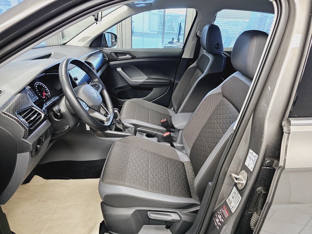 VW T-Cross  bei Hoffmann Automobile in Wolfsburg kaufen und sofort mitnehmen - Bild 19