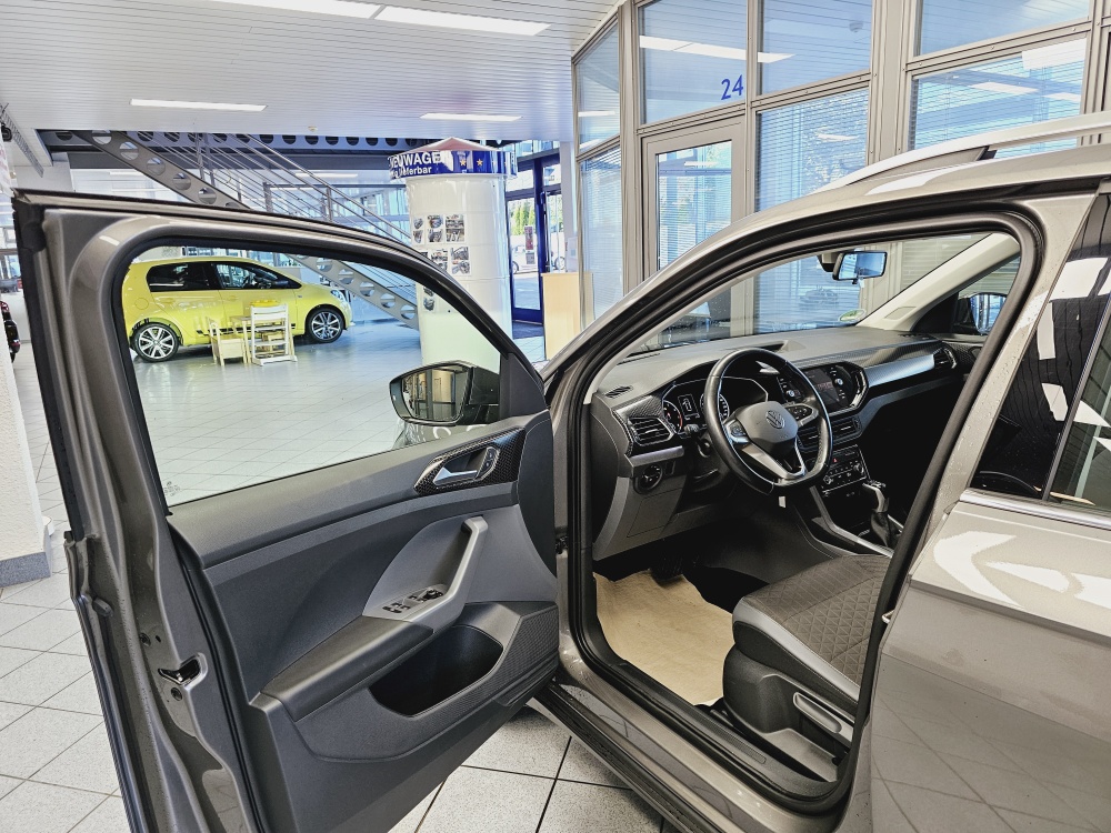 VW T-Cross  bei Hoffmann Automobile in Wolfsburg kaufen und sofort mitnehmen - Bild 22