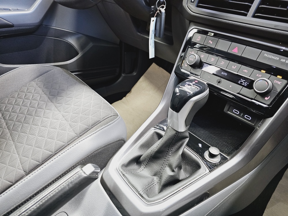 VW T-Cross  bei Hoffmann Automobile in Wolfsburg kaufen und sofort mitnehmen - Bild 7