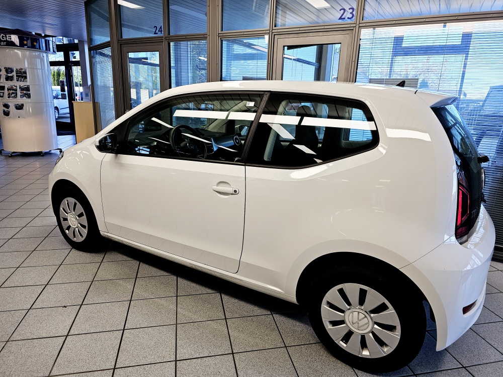VW up!  bei Hoffmann Automobile in Wolfsburg kaufen und sofort mitnehmen - Bild 14