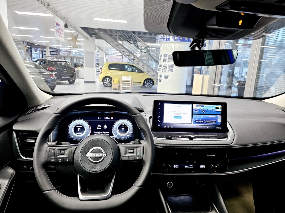 Nissan Qashqai  bei Hoffmann Automobile in Wolfsburg kaufen und sofort mitnehmen - Bild 17