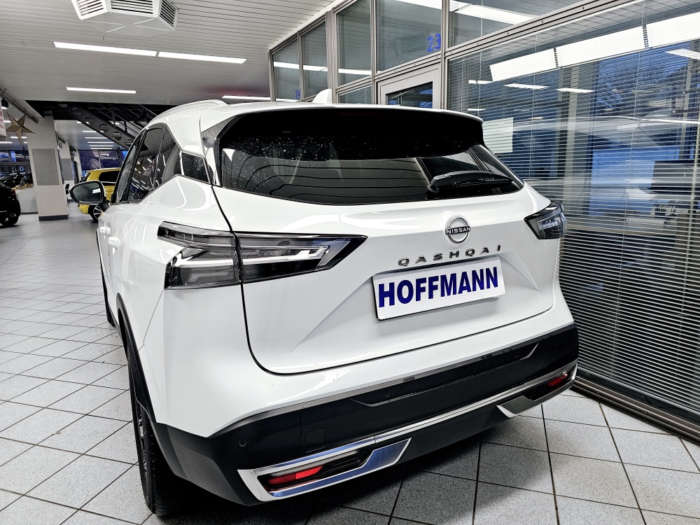 Nissan Qashqai  bei Hoffmann Automobile in Wolfsburg kaufen und sofort mitnehmen - Bild 3