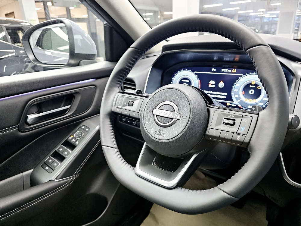 Nissan Qashqai  bei Hoffmann Automobile in Wolfsburg kaufen und sofort mitnehmen - Bild 14
