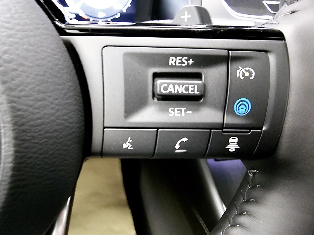 Nissan Qashqai  bei Hoffmann Automobile in Wolfsburg kaufen und sofort mitnehmen - Bild 16