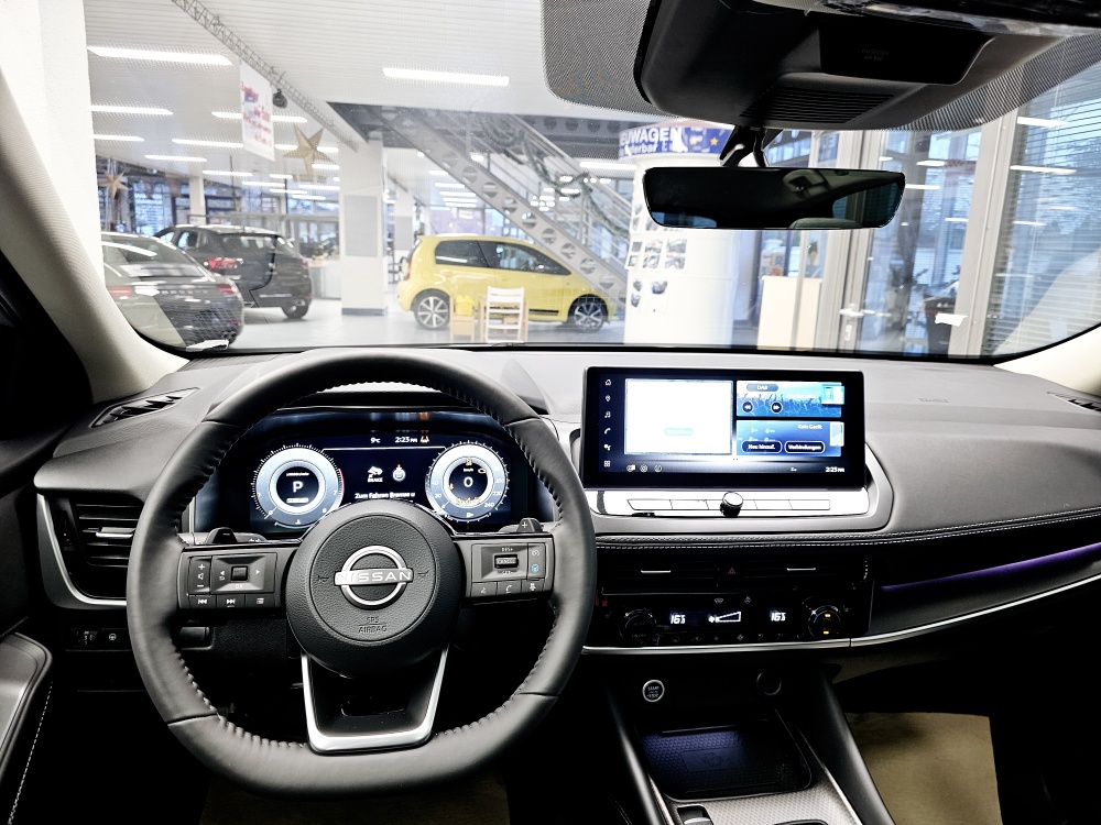 Nissan Qashqai  bei Hoffmann Automobile in Wolfsburg kaufen und sofort mitnehmen - Bild 17