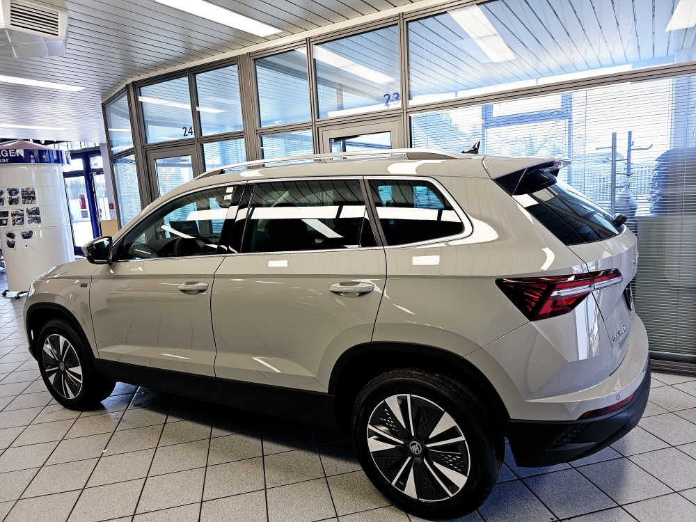 Skoda Karoq  bei Hoffmann Automobile in Wolfsburg kaufen und sofort mitnehmen - Bild 21