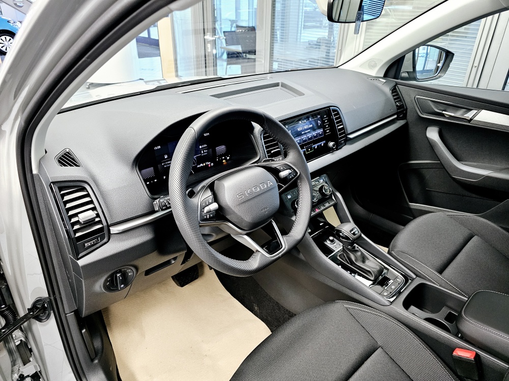 Skoda Karoq  bei Hoffmann Automobile in Wolfsburg kaufen und sofort mitnehmen - Bild 18