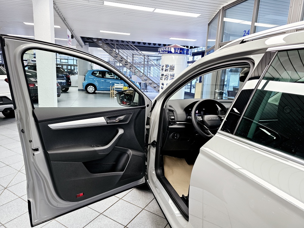 Skoda Karoq  bei Hoffmann Automobile in Wolfsburg kaufen und sofort mitnehmen - Bild 20