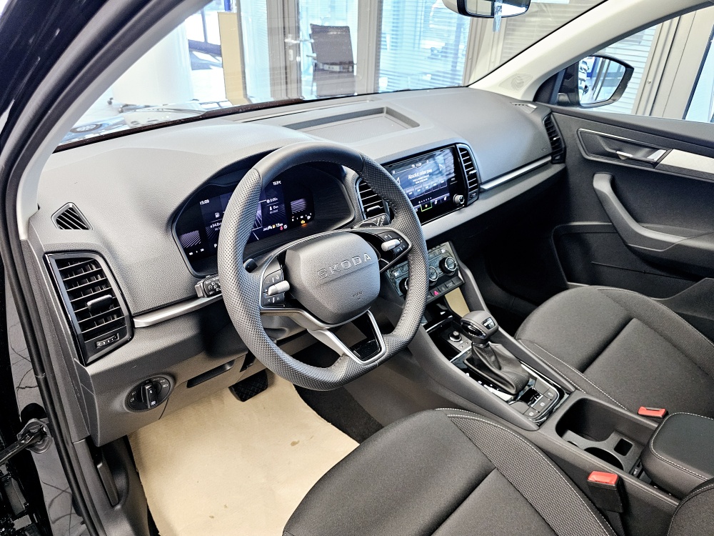 Skoda Karoq  bei Hoffmann Automobile in Wolfsburg kaufen und sofort mitnehmen - Bild 18