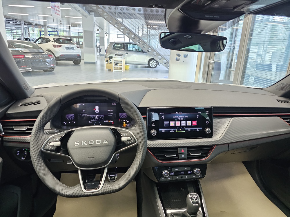 Skoda Kamiq  bei Hoffmann Automobile in Wolfsburg kaufen und sofort mitnehmen - Bild 18