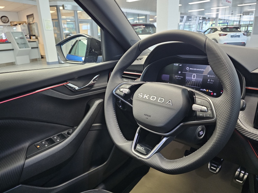Skoda Kamiq  bei Hoffmann Automobile in Wolfsburg kaufen und sofort mitnehmen - Bild 15