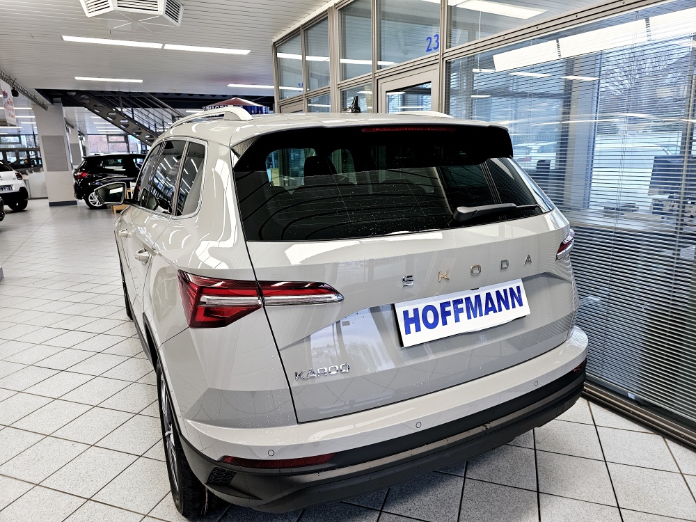 Skoda Karoq  bei Hoffmann Automobile in Wolfsburg kaufen und sofort mitnehmen - Bild 4