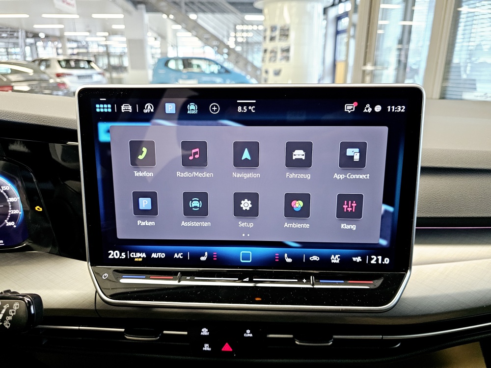 VW Golf Variant  bei Hoffmann Automobile in Wolfsburg kaufen und sofort mitnehmen - Bild 12