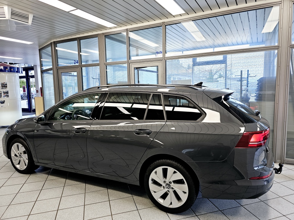 VW Golf Variant  bei Hoffmann Automobile in Wolfsburg kaufen und sofort mitnehmen - Bild 22