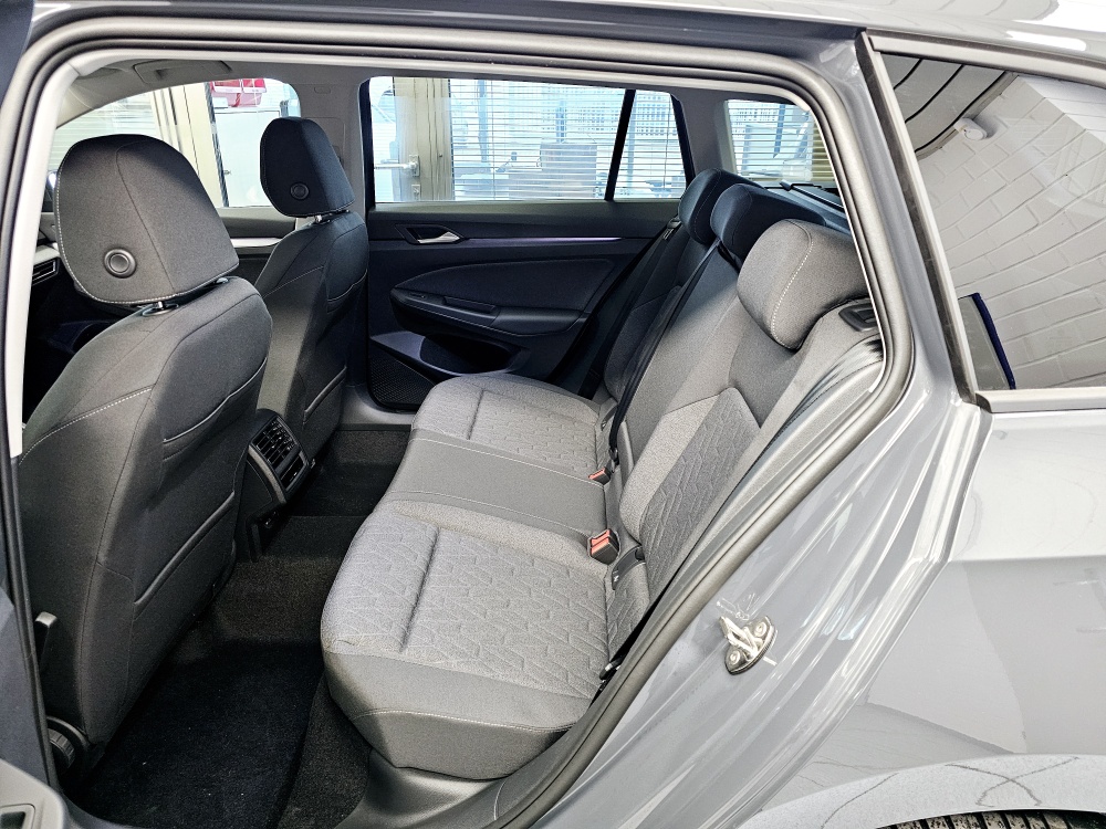 VW Golf Variant  bei Hoffmann Automobile in Wolfsburg kaufen und sofort mitnehmen - Bild 6
