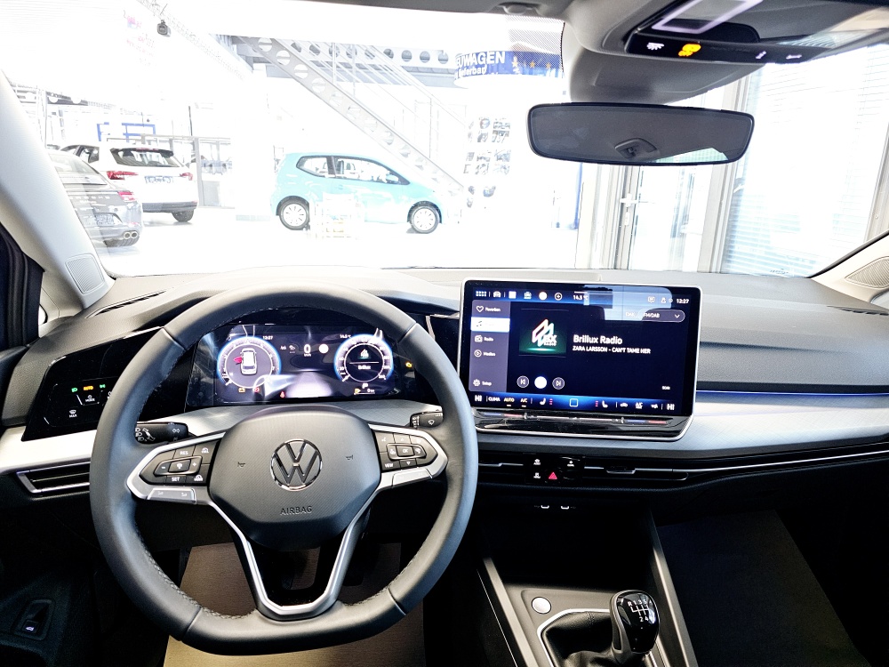VW Golf Variant  bei Hoffmann Automobile in Wolfsburg kaufen und sofort mitnehmen - Bild 18