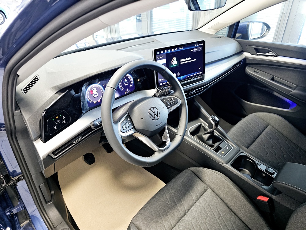 VW Golf Variant  bei Hoffmann Automobile in Wolfsburg kaufen und sofort mitnehmen - Bild 19