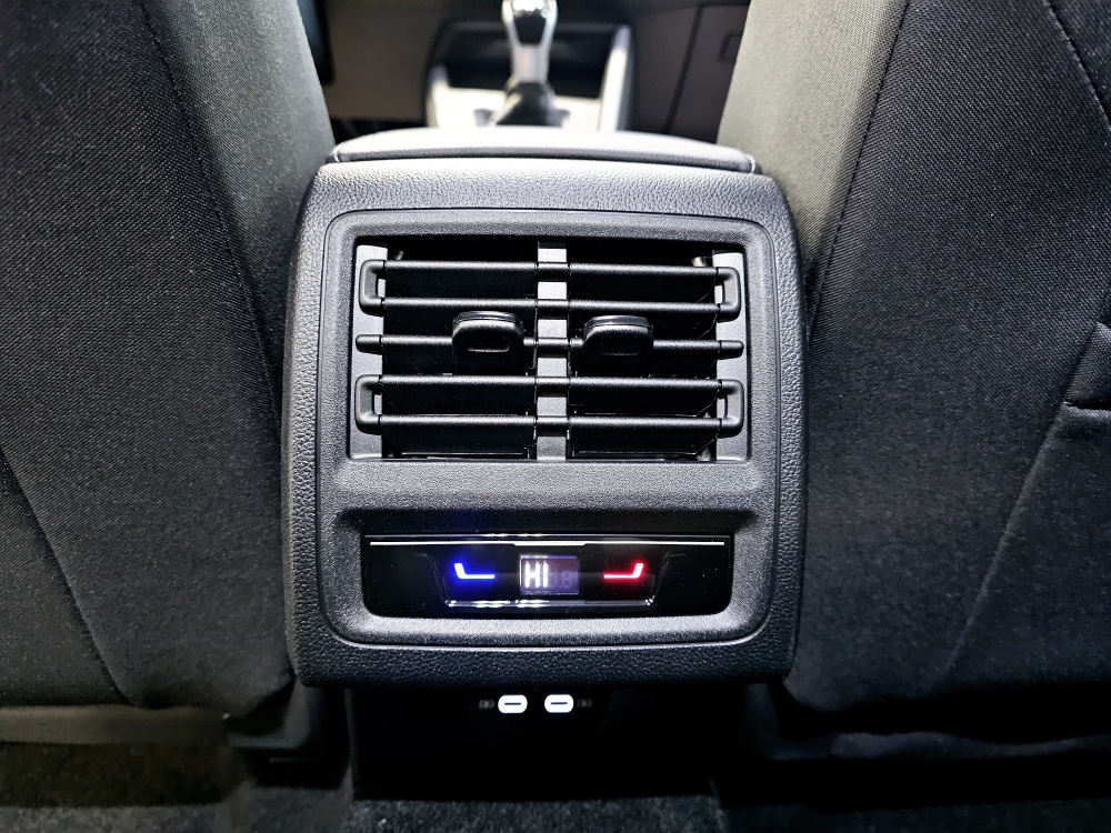 VW Golf Variant  bei Hoffmann Automobile in Wolfsburg kaufen und sofort mitnehmen - Bild 8