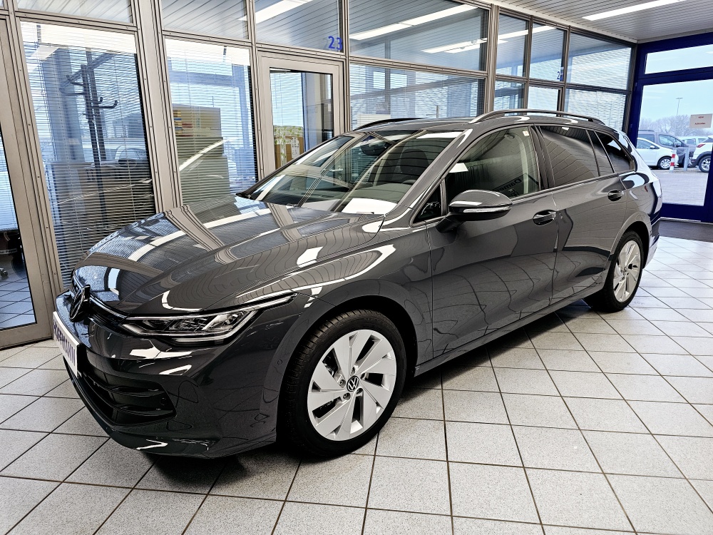 VW Golf Variant Life für nur 32.720,- € bei Hoffmann Automobile in Wolfsburg kaufen und sofort mitnehmen