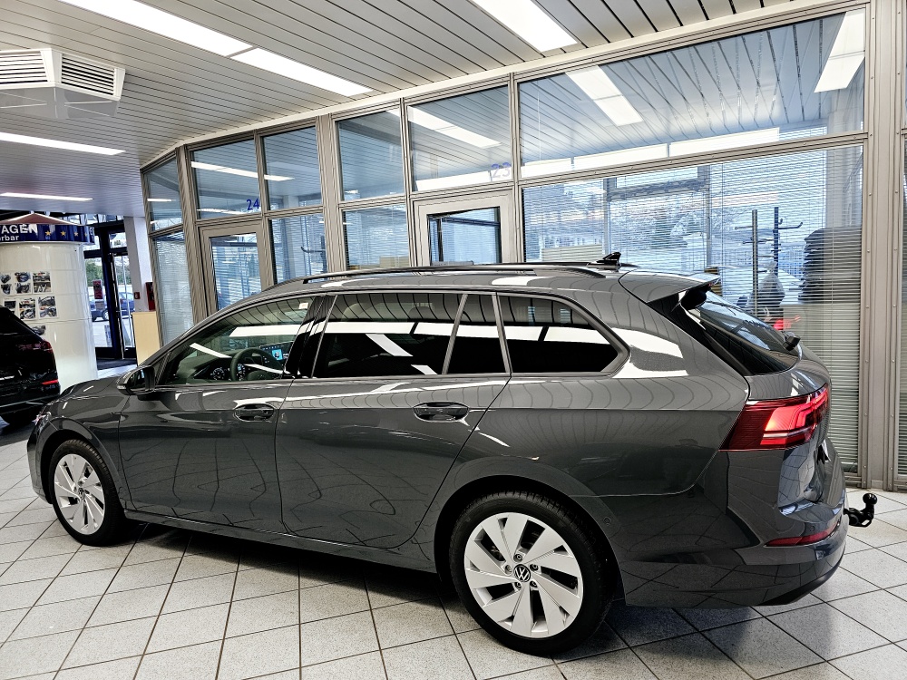 VW Golf Variant  bei Hoffmann Automobile in Wolfsburg kaufen und sofort mitnehmen - Bild 22
