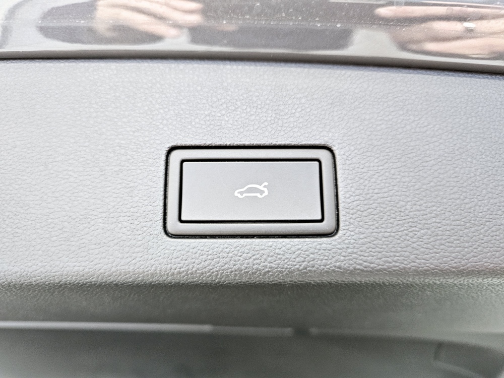 VW Golf Variant  bei Hoffmann Automobile in Wolfsburg kaufen und sofort mitnehmen - Bild 3