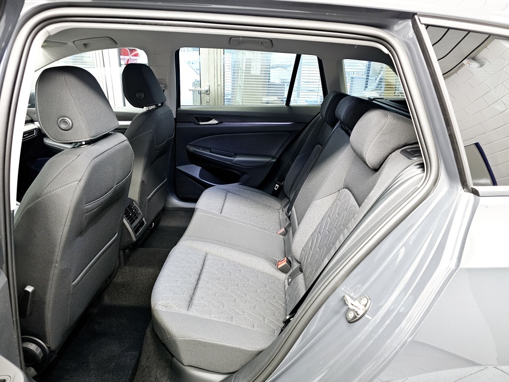 VW Golf Variant  bei Hoffmann Automobile in Wolfsburg kaufen und sofort mitnehmen - Bild 6