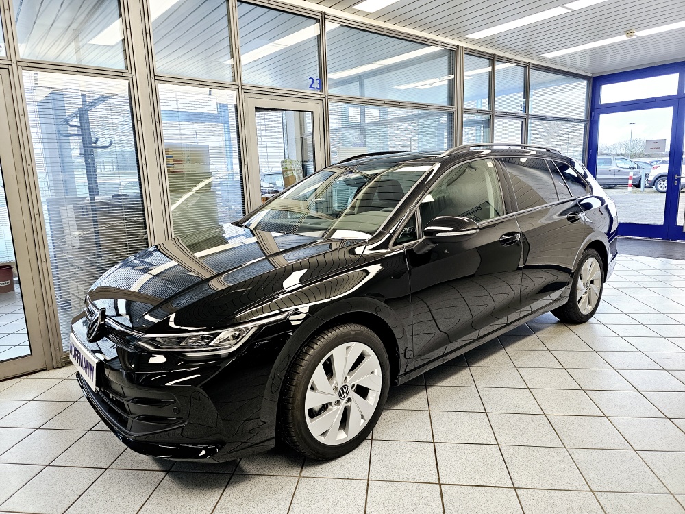 VW Golf Variant Life für nur 32.720,- € bei Hoffmann Automobile in Wolfsburg kaufen und sofort mitnehmen